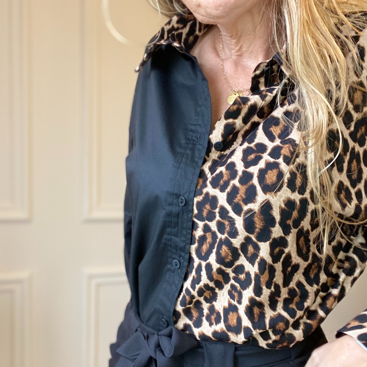 chemise noir leopard peacenlove (7)
