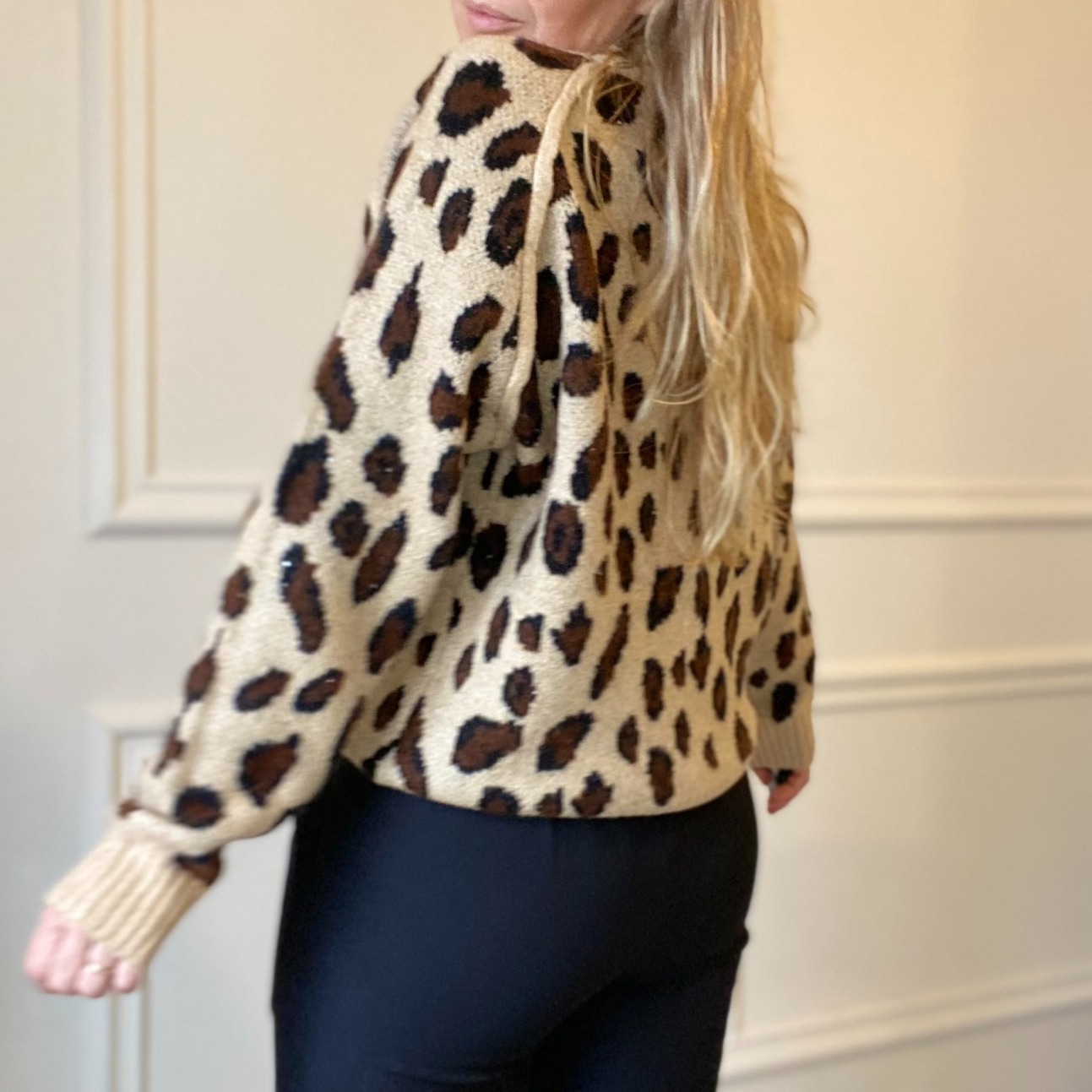 pull peace nlove leopard (6)