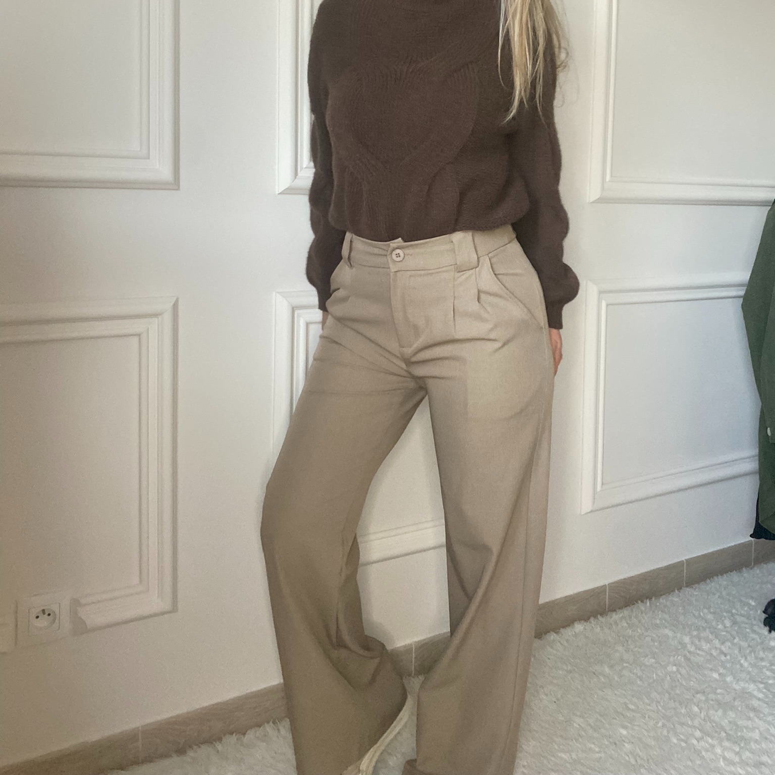 PANTALON TAUPE PEACENLOVE PINCE (1)