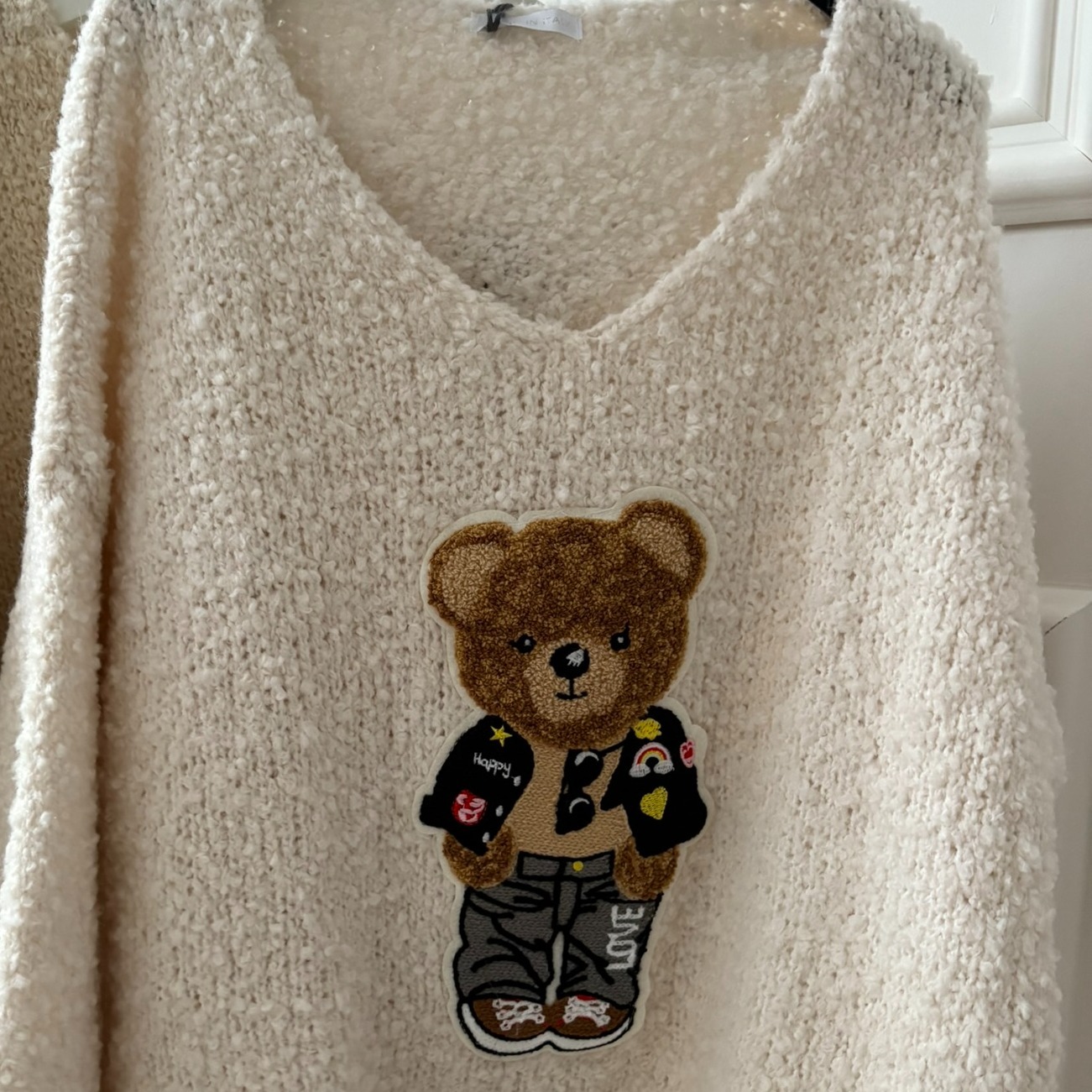 pull doudou carla giannini ourson happy love beige