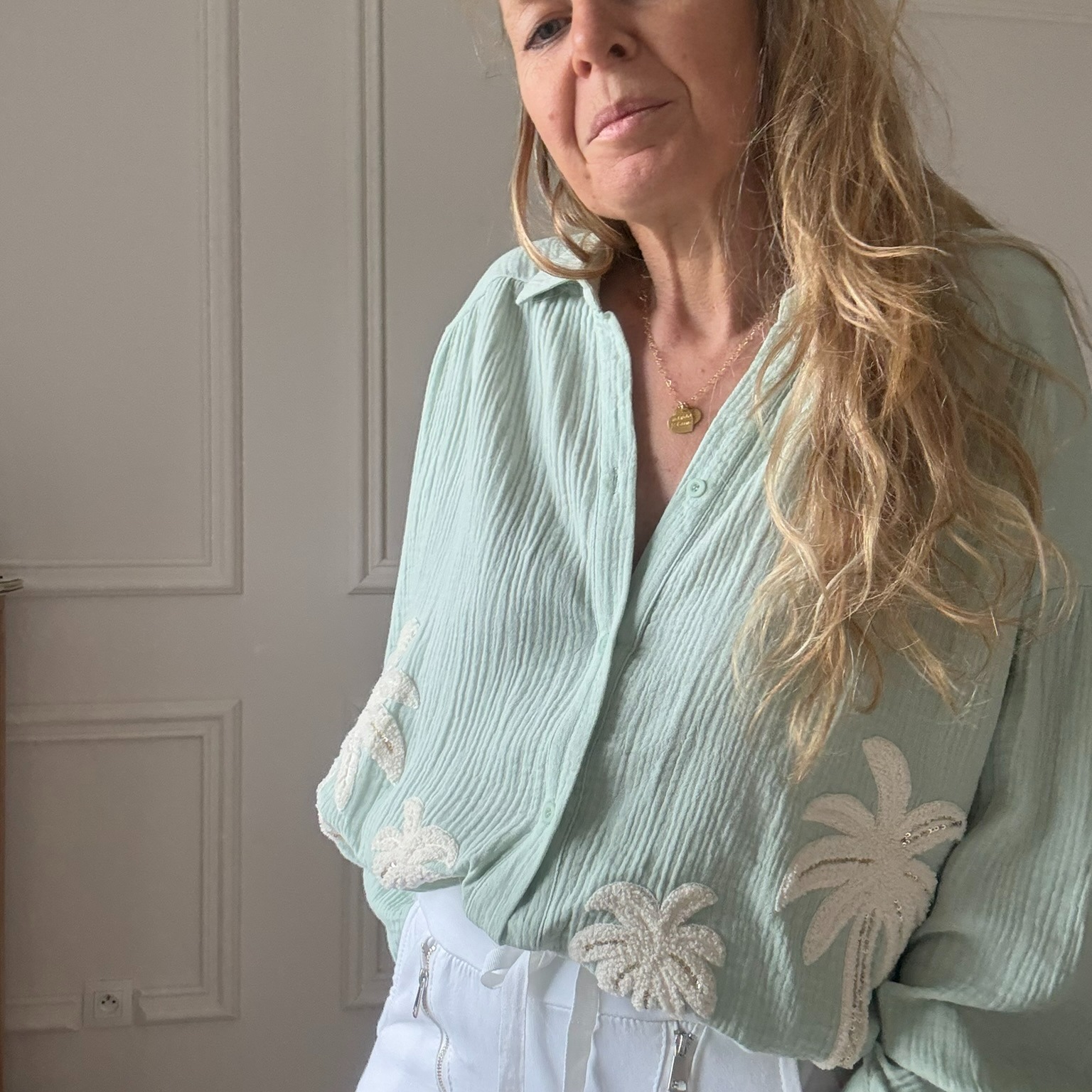 SARAH JOHN - VERSION M - MUSY MUSE BAHAMAS - Chemise vert deau en gaze de coton (3)