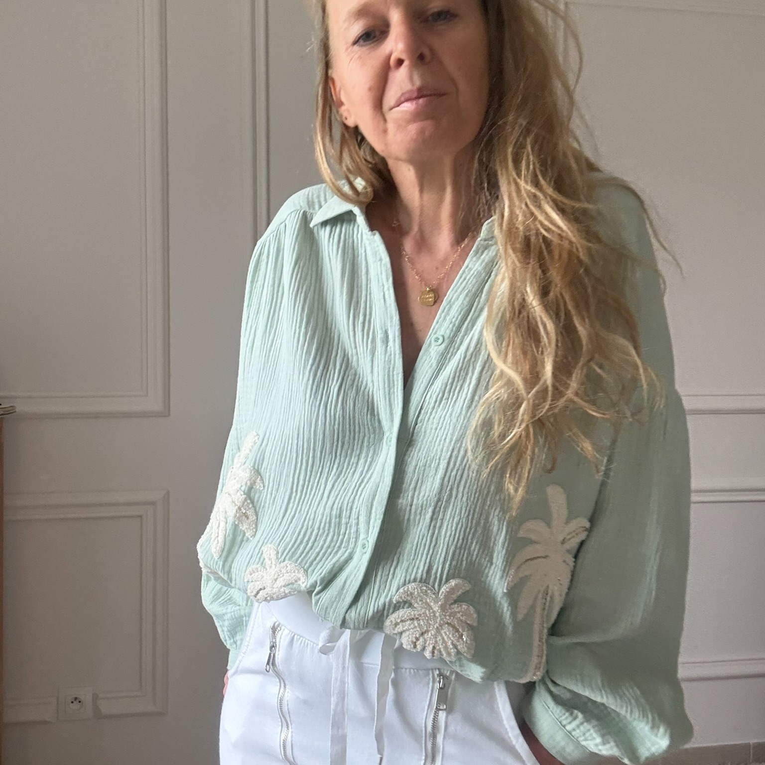 SARAH JOHN - VERSION M - MUSY MUSE BAHAMAS - Chemise vert deau en gaze de coton (4)