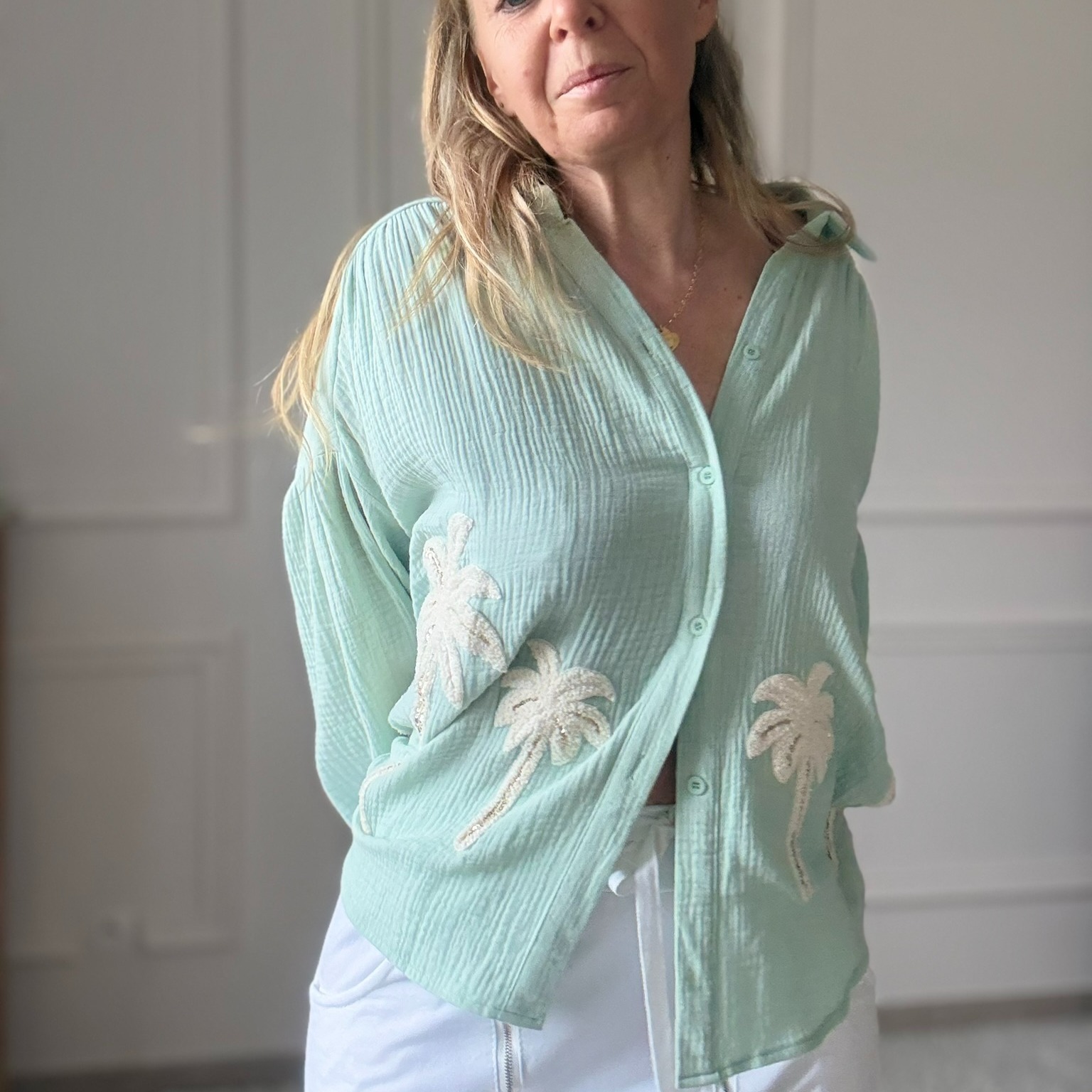 SARAH JOHN - VERSION M - MUSY MUSE BAHAMAS - Chemise vert deau en gaze de coton (9)