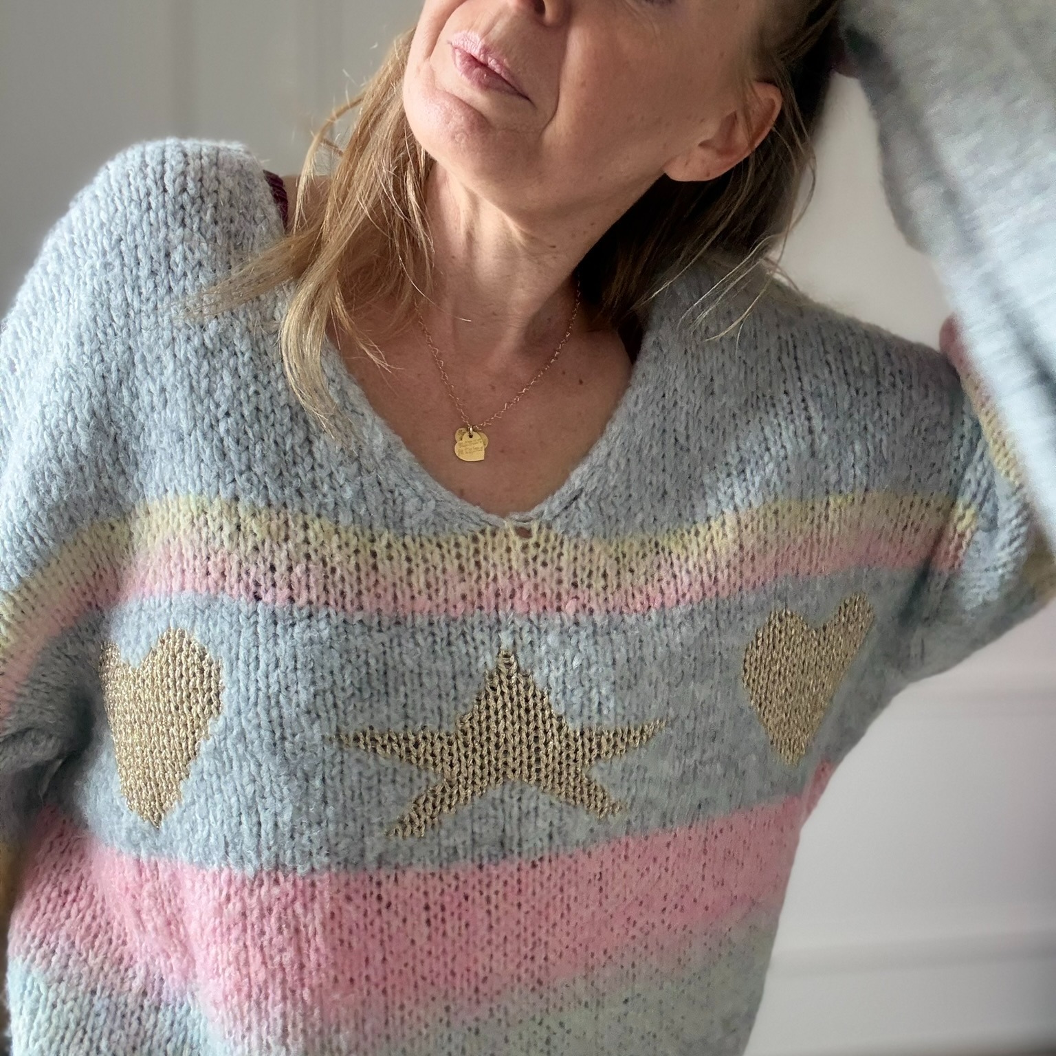 PULL DOUX CARLA GIANNINI PASTEL GRIS ETOILE STAR (4)