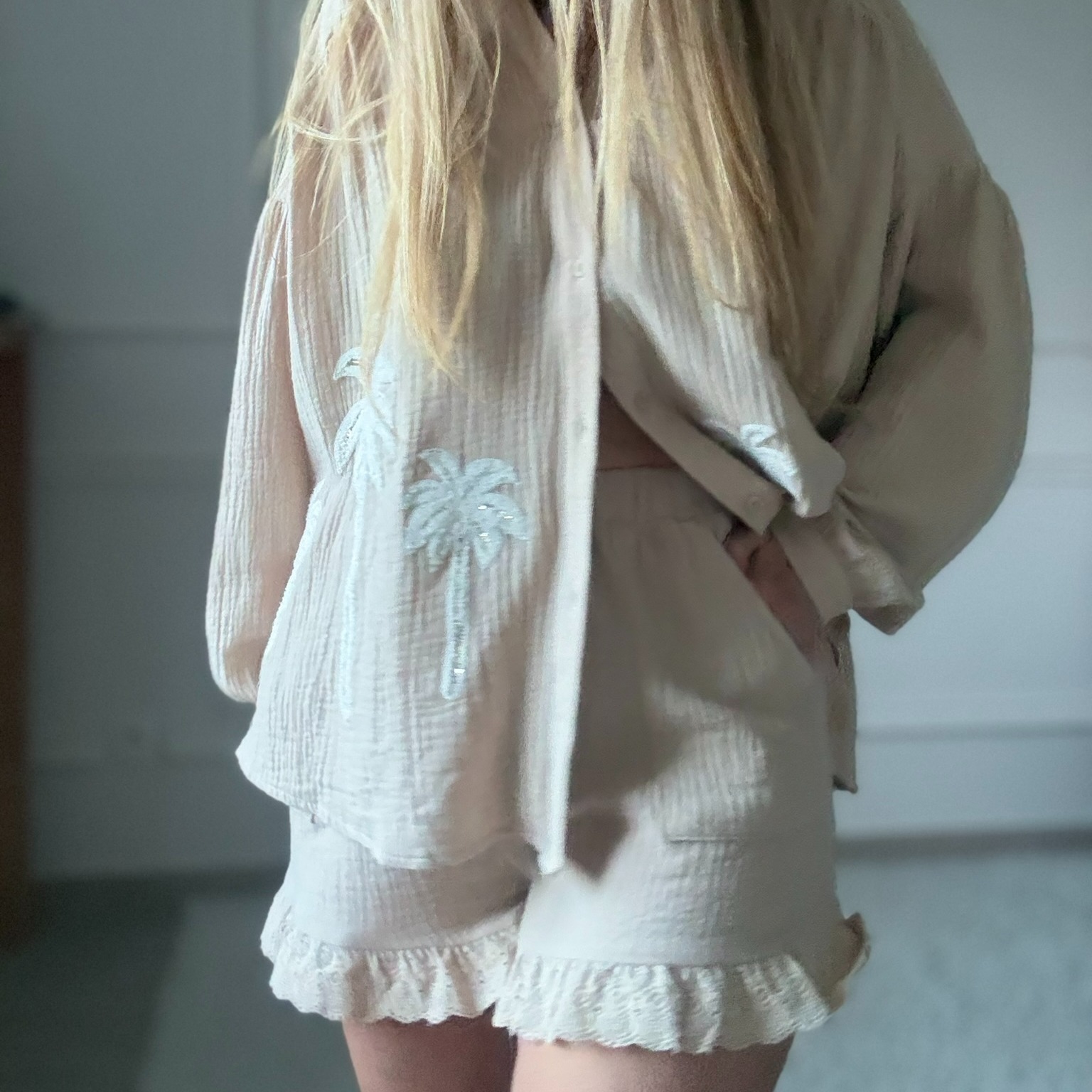 gaze de coton version M sarah john Musy muse short palmier bahamas (6)
