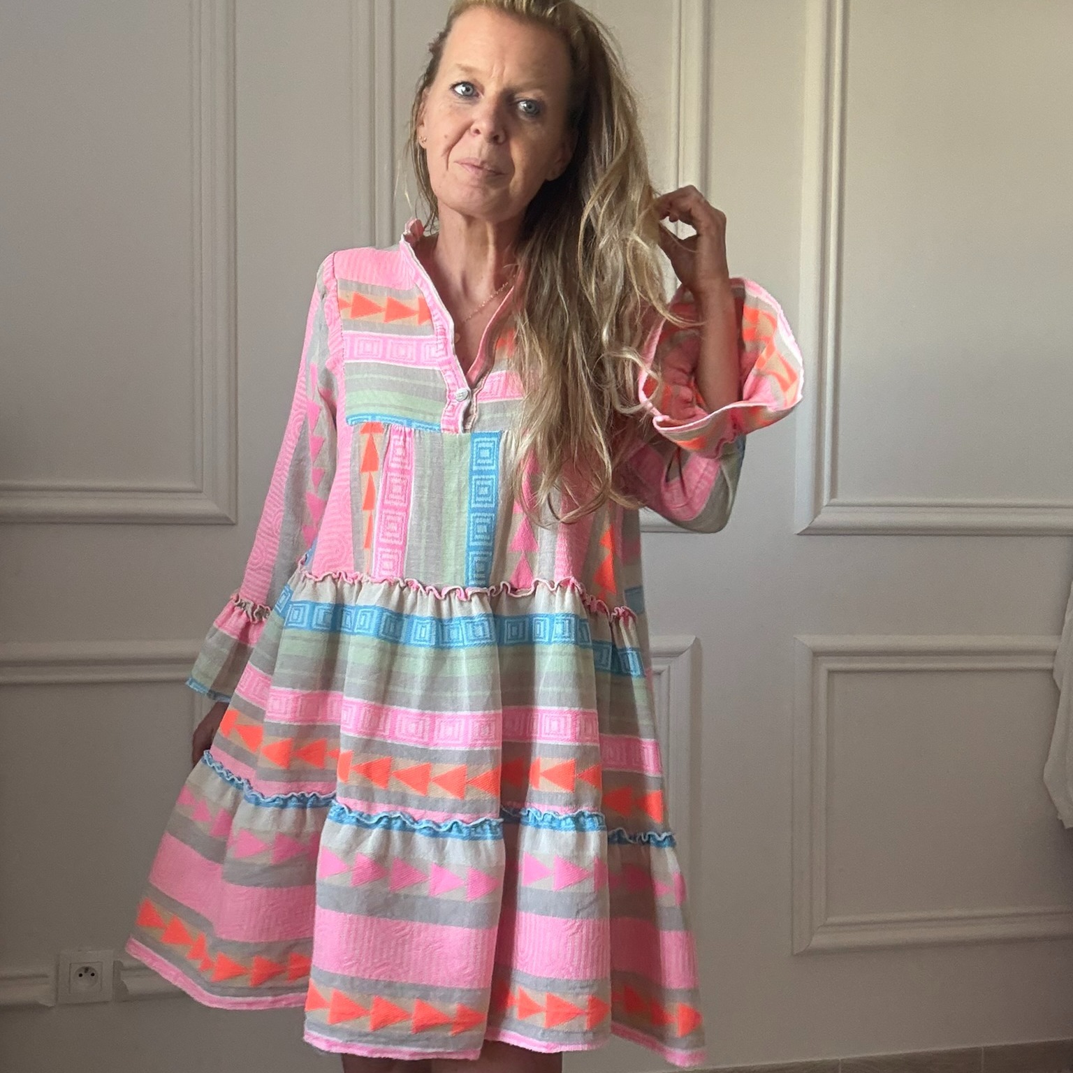 Robe bohème en coton rose, orange et bleu NOELINE (4)