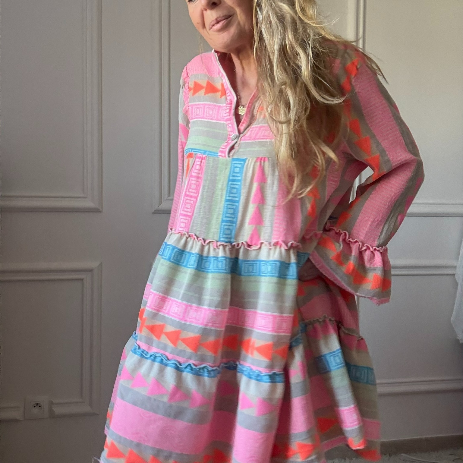 Robe bohème en coton rose, orange et bleu NOELINE (7)