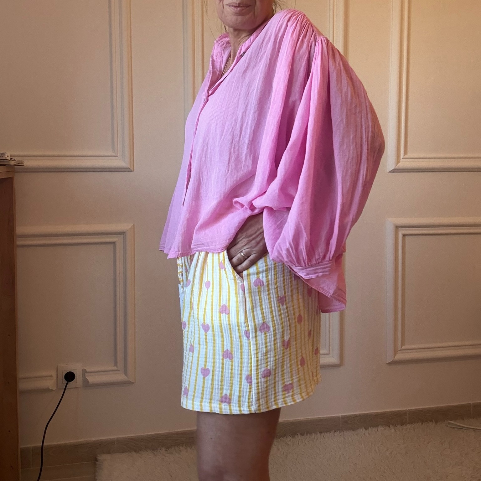 SHORT ROSE ET JAUNE NOELINE EN GAZE DE COTON  (1)