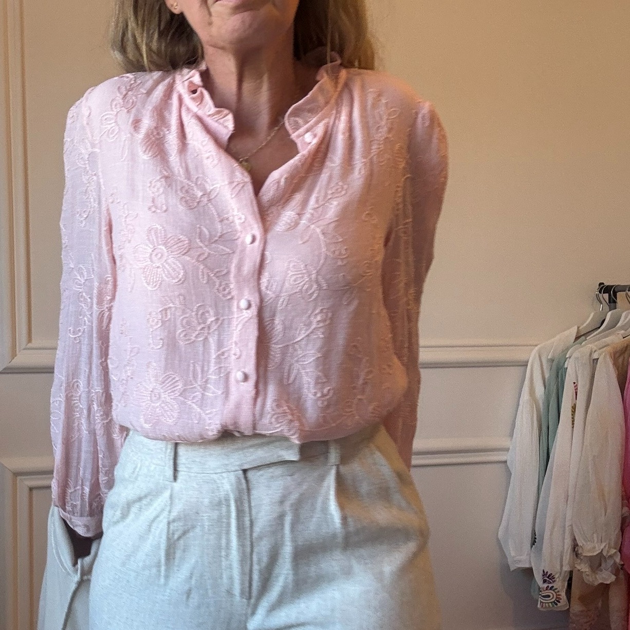 Camelia chemise brodée rose poudré peacenlove (3)