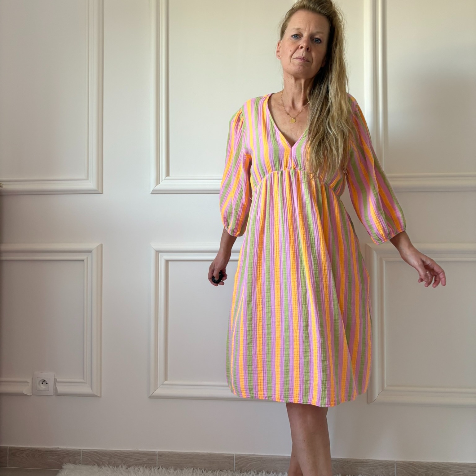 ROBE GEORGIA EN GAZE DE COTON MI LONGUE RAYURE ORANGE NOELINE (5)