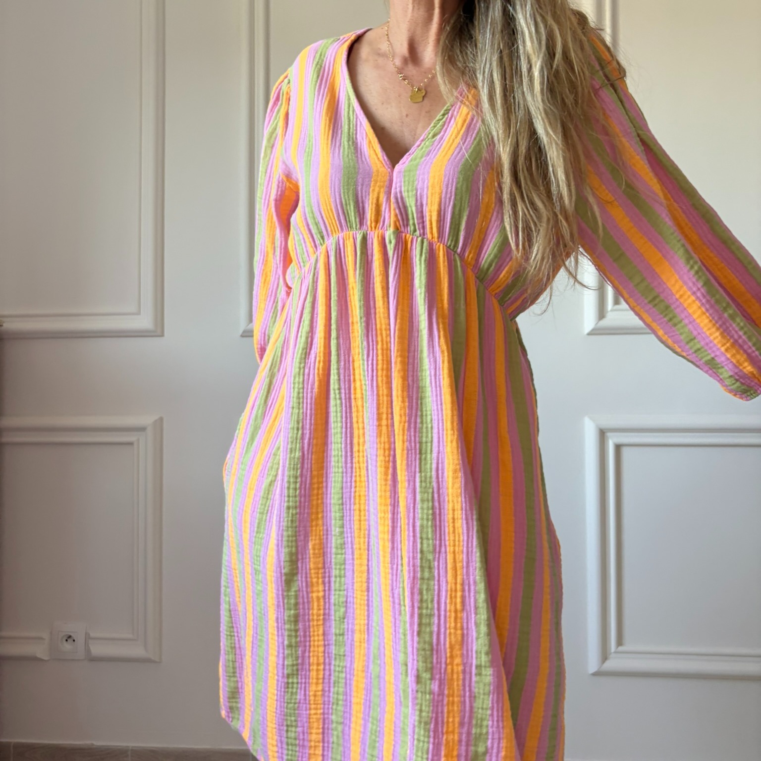 ROBE GEORGIA EN GAZE DE COTON MI LONGUE RAYURE ORANGE NOELINE (9)