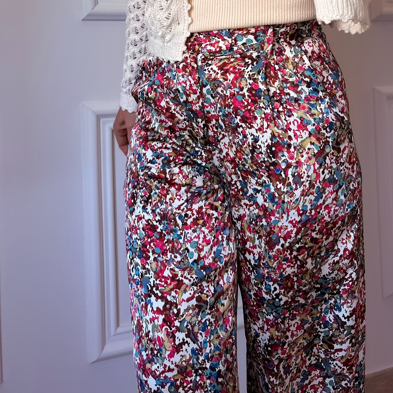 Pantalon tacheté  dans les tons bordeau avec tissu satiné peace nlove.JPEG (4)