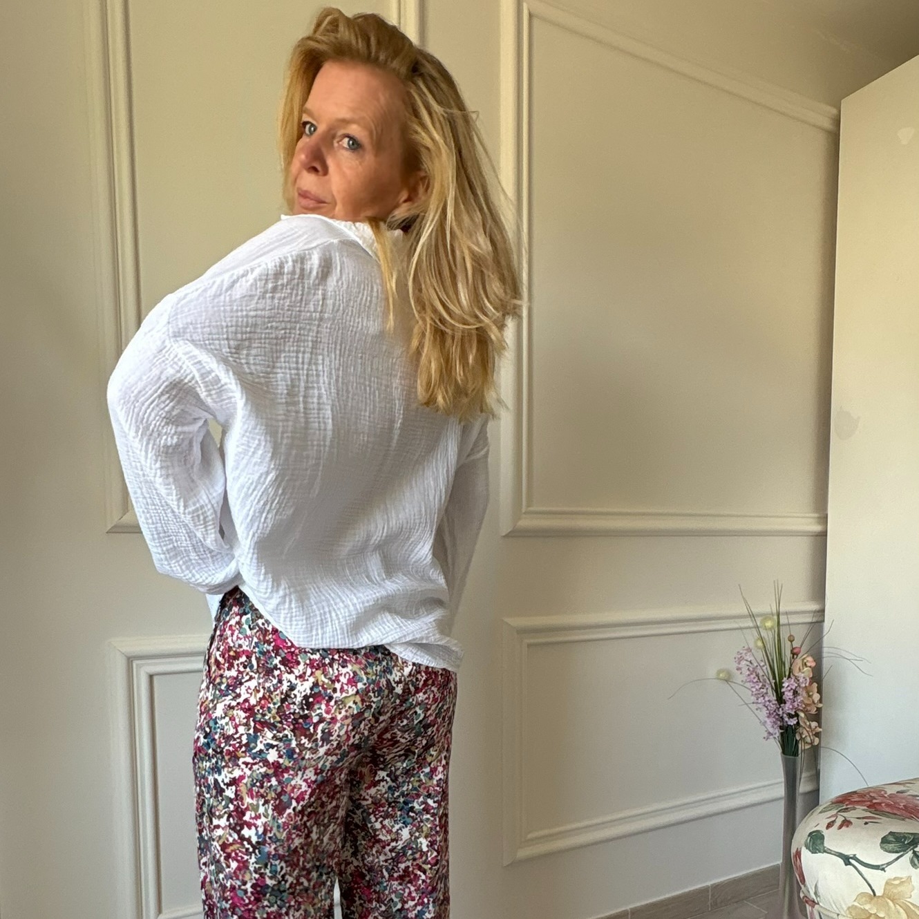 Pantalon tacheté  dans les tons bordeau avec tissu satiné peace nlove.JPEG (2)