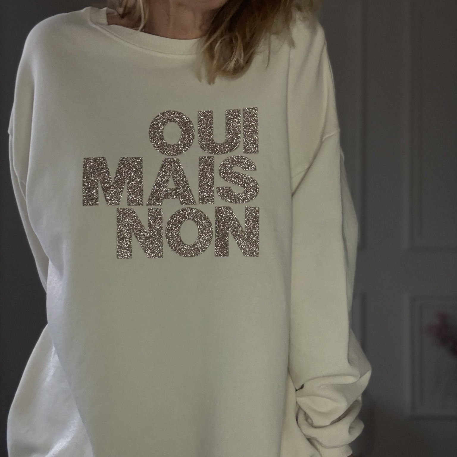 SWEAT APRIL VINTAGE OUI MAIS NON BEIGE PAILLETTE (4)