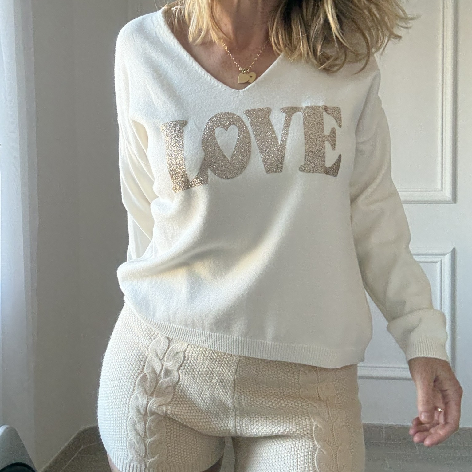 LOVE PULL APRIL VINTAGE ECRU ET OR (5)