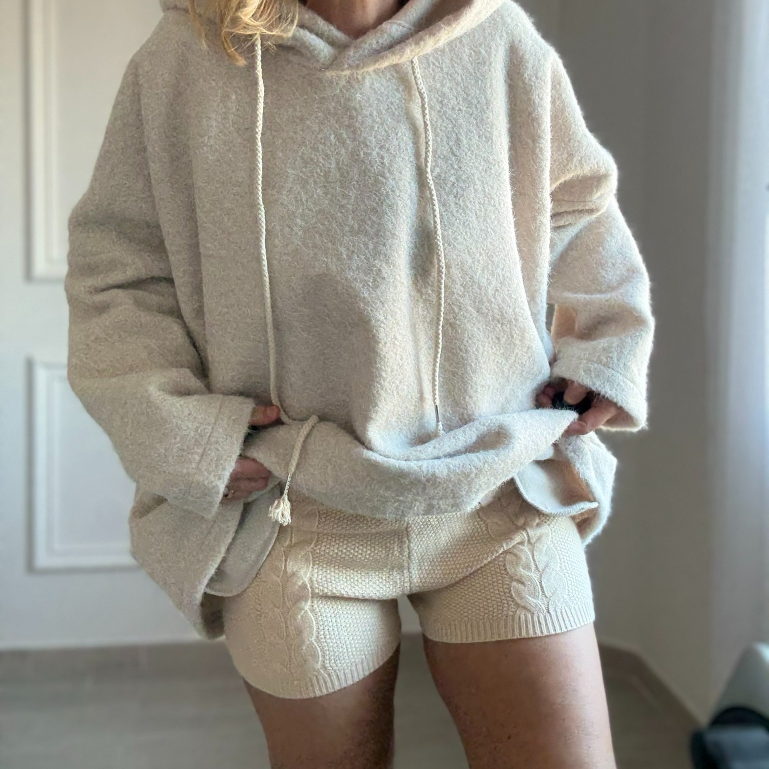 SHORT BEIGE CIMINY EN MAILLE TORSADE COTELE  (12)