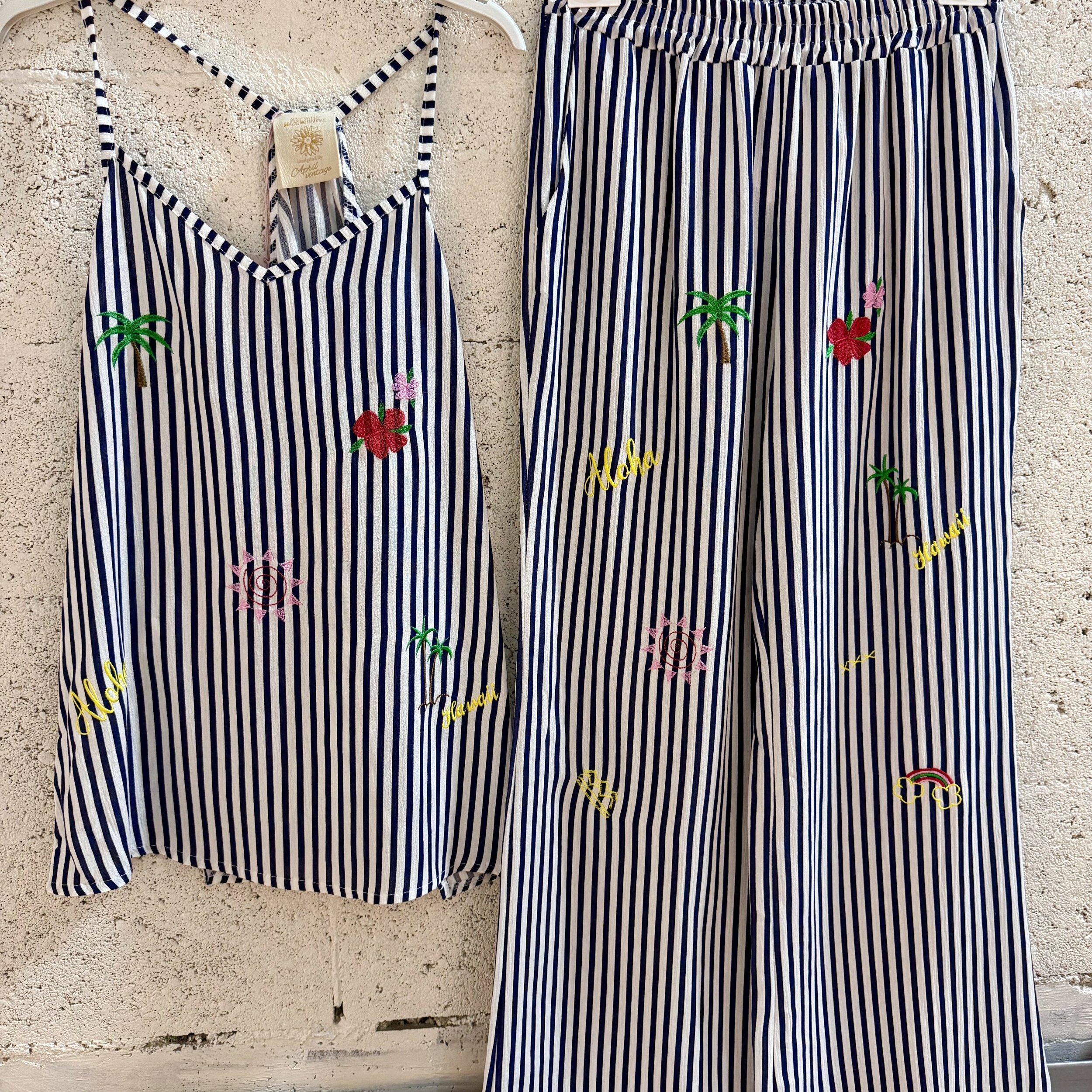 ENSEMBLE TOP ET PANTALON RAYE BLANC BLEU APRIL VINTAGE (3)