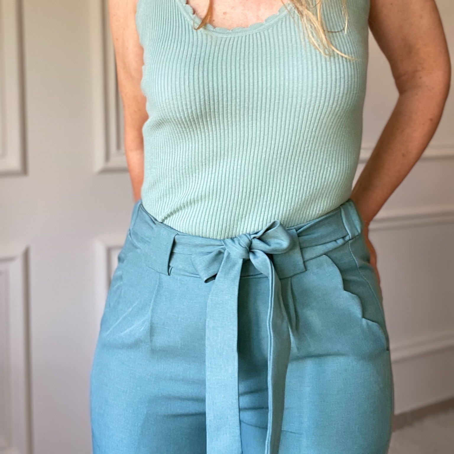 pantalon emma ella bora turquoise poches festonnees taille elastique lien a nouer 4