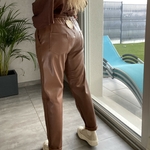 Pantalon simili cuir camel
