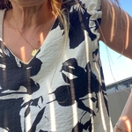 blouse sans manche noir et blanc