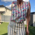 top dentelle et fleurs