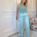 Pantalon vert deau coupe droite