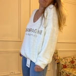 PULL TOUT DOUX CHAMPAGNE CARLA GIANNINI (1)