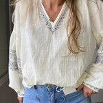blouse peacenlove beige broderie bleu marine (26)