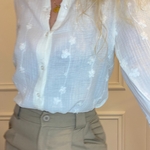 Chemise gazedecoton gaze de coton beige fleurs emma ella (5)