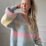 PULL DOUX CARLA GIANNINI PASTEL GRIS ETOILE STAR (7)