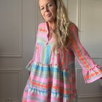 Robe bohème en coton rose, orange et bleu NOELINE (3)