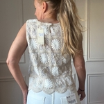 PEACENLOVE top en crochet sans manche écru (8)
