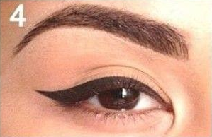 eye liner noir travesti (3)