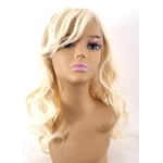 longue prrusue blonde travesti (1)