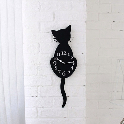 Horloge murale forme de chat noir en acrylique