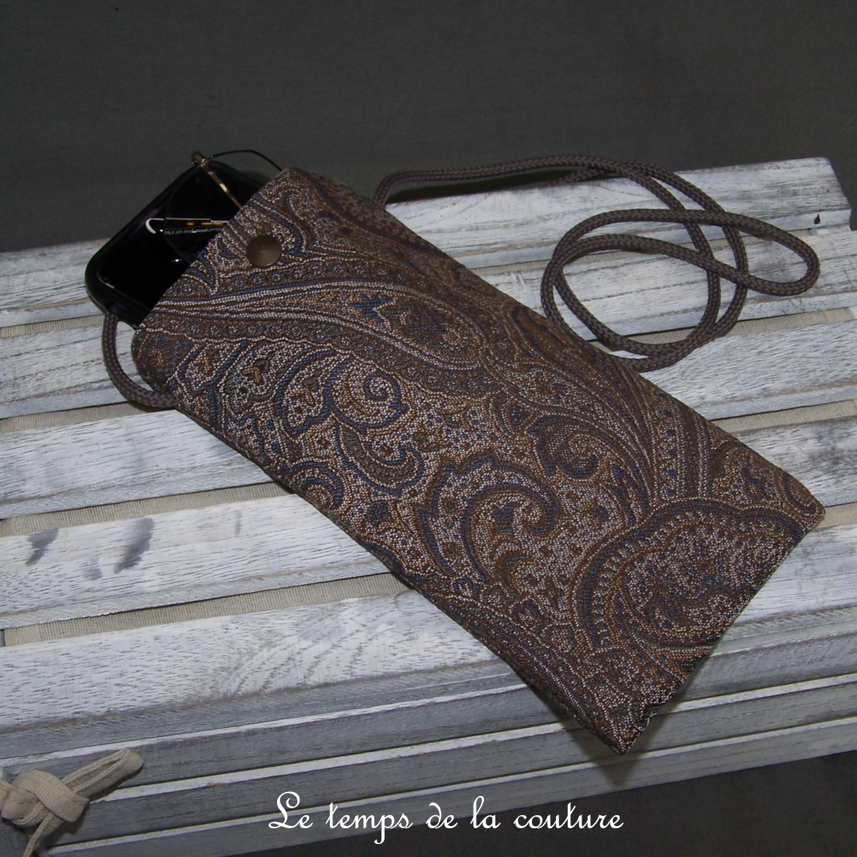 Pochette - telephone - cachemire marron gris anthracite taupe 01