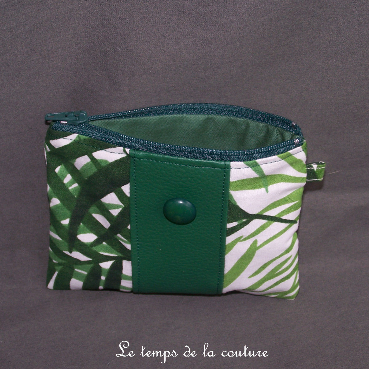 Pochette - droite - zippé - blanc vert feuillage 04