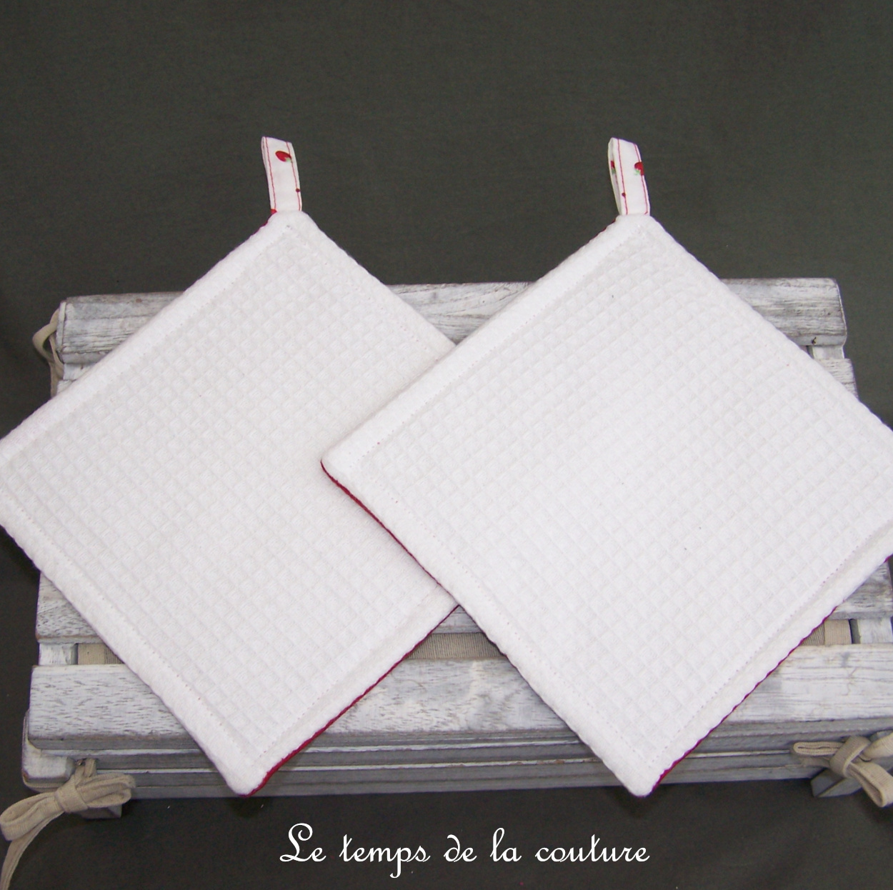 Cuisine - manique - rouge blanc imp fraise 03
