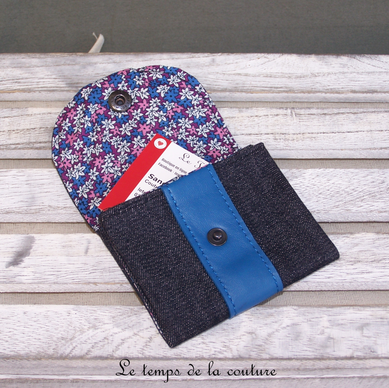 Cuir - Porte carte porte monnaie - bleu jean fleur violette rose - 01