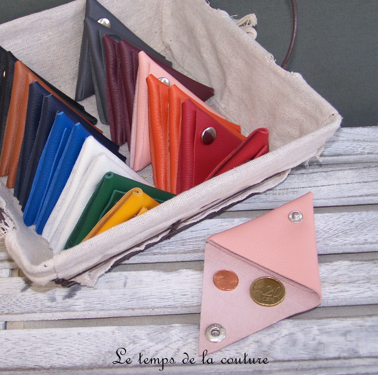 Cuir - porte monnaie triangle - rose - 01
