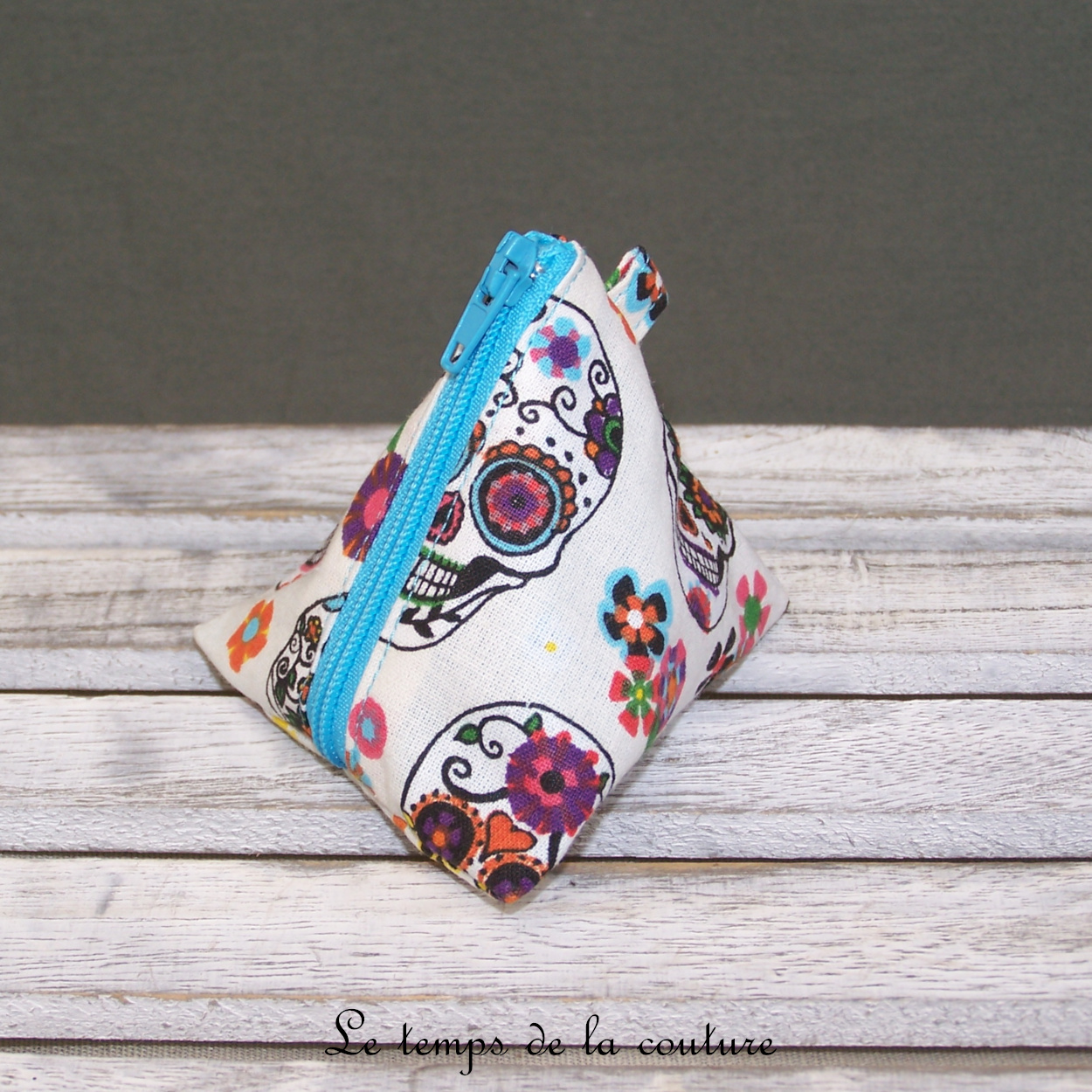 Berlingot - turquoise bleu blanc multicolore pirate tete de mort calavera - 02