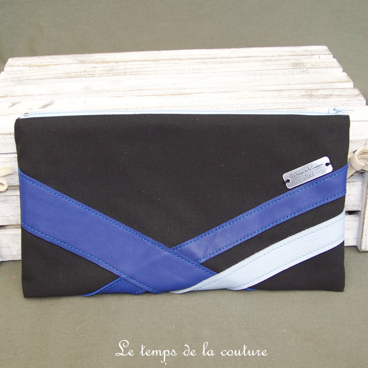 Cuir - pochette trousse - noir bleu - 01