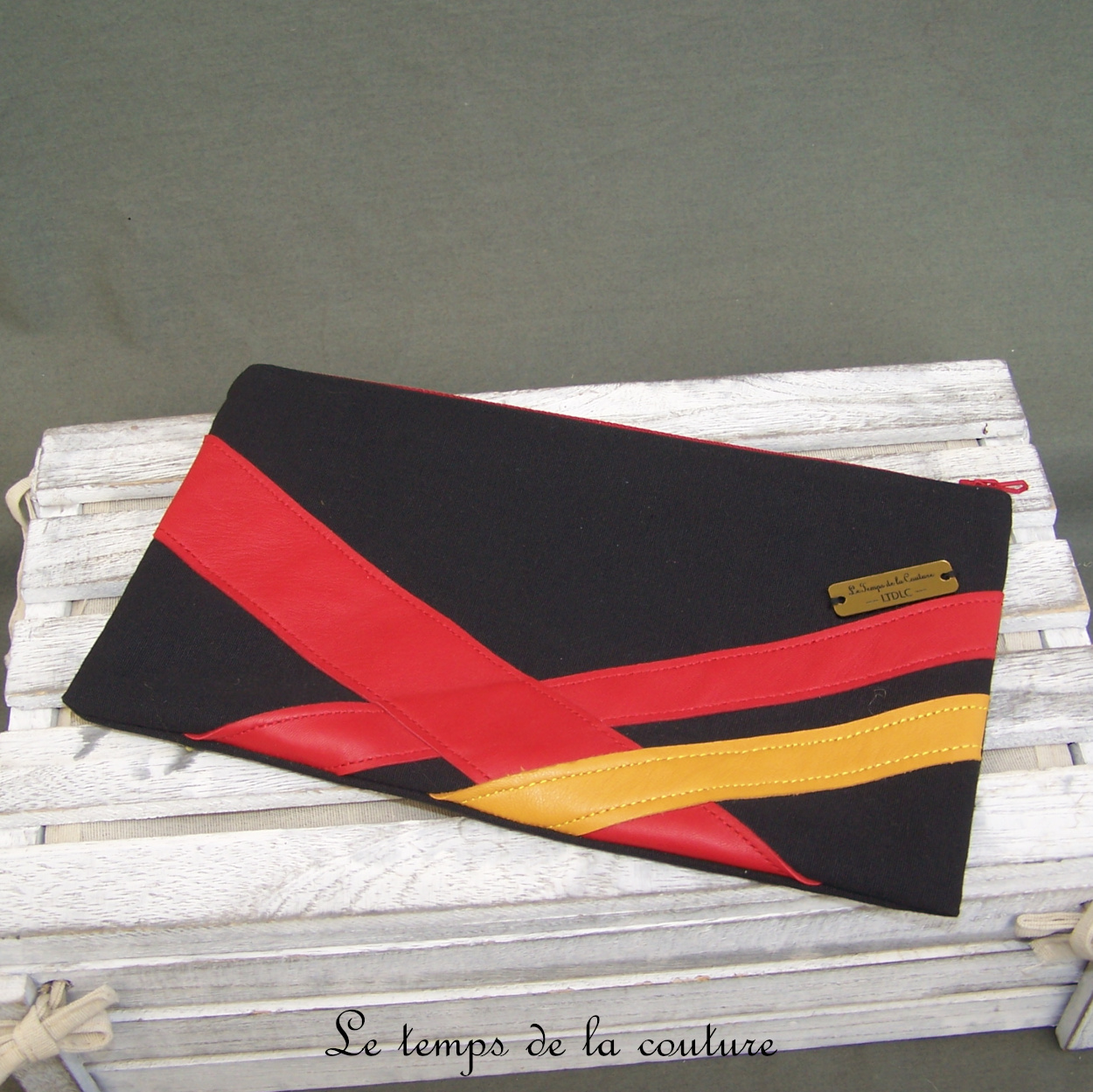 Cuir - pochette trousse - noir rouge jaune orange - 05