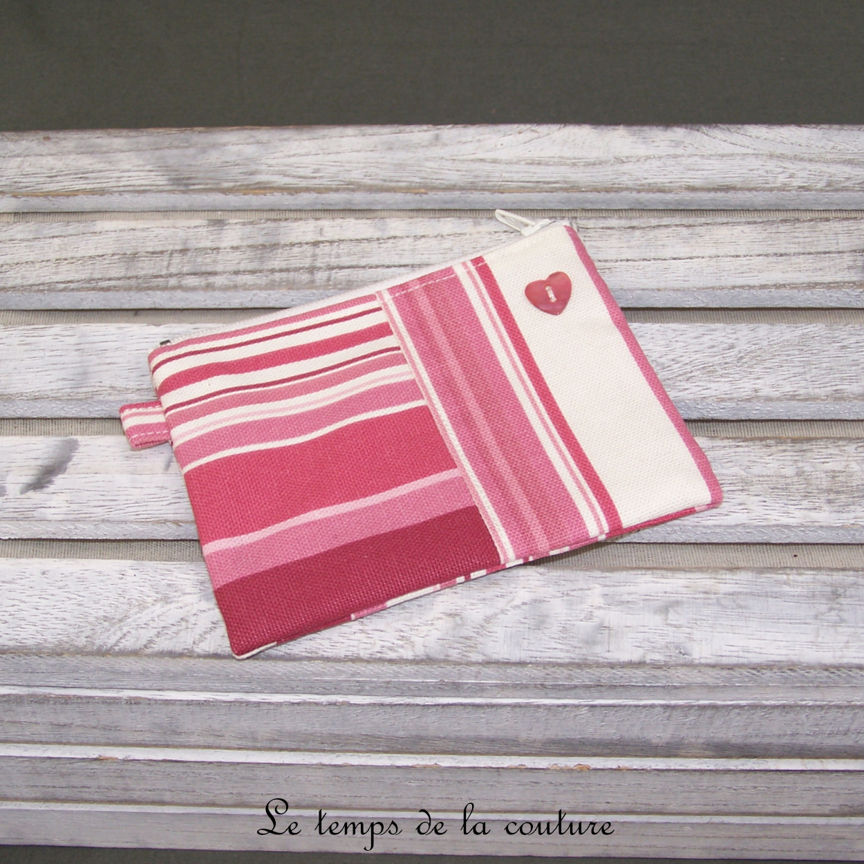 Pochette - droite - zippé - rose framboise écru rayure coeur - 06