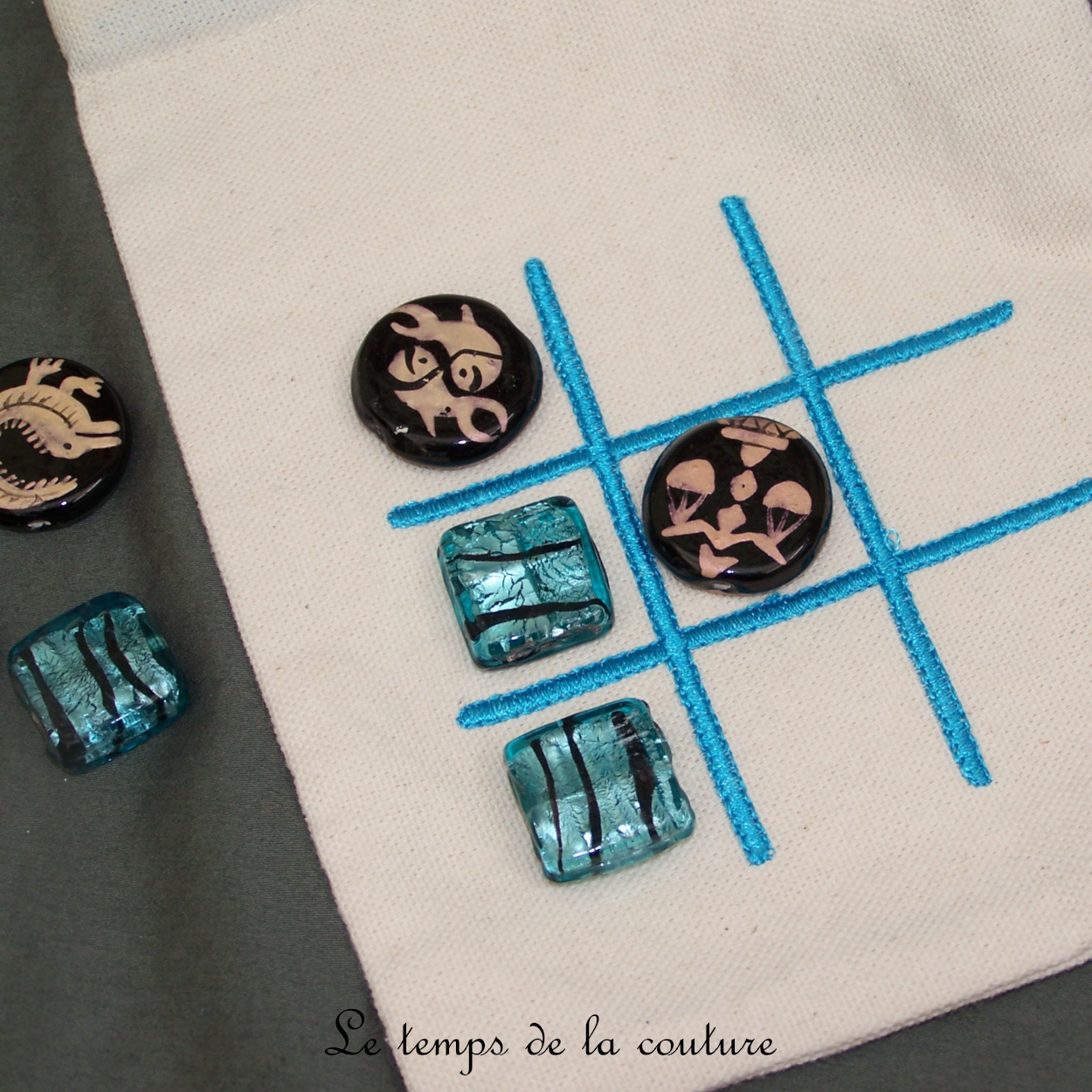 Enfant - Jeu morpion tic tac toe - bleu 04
