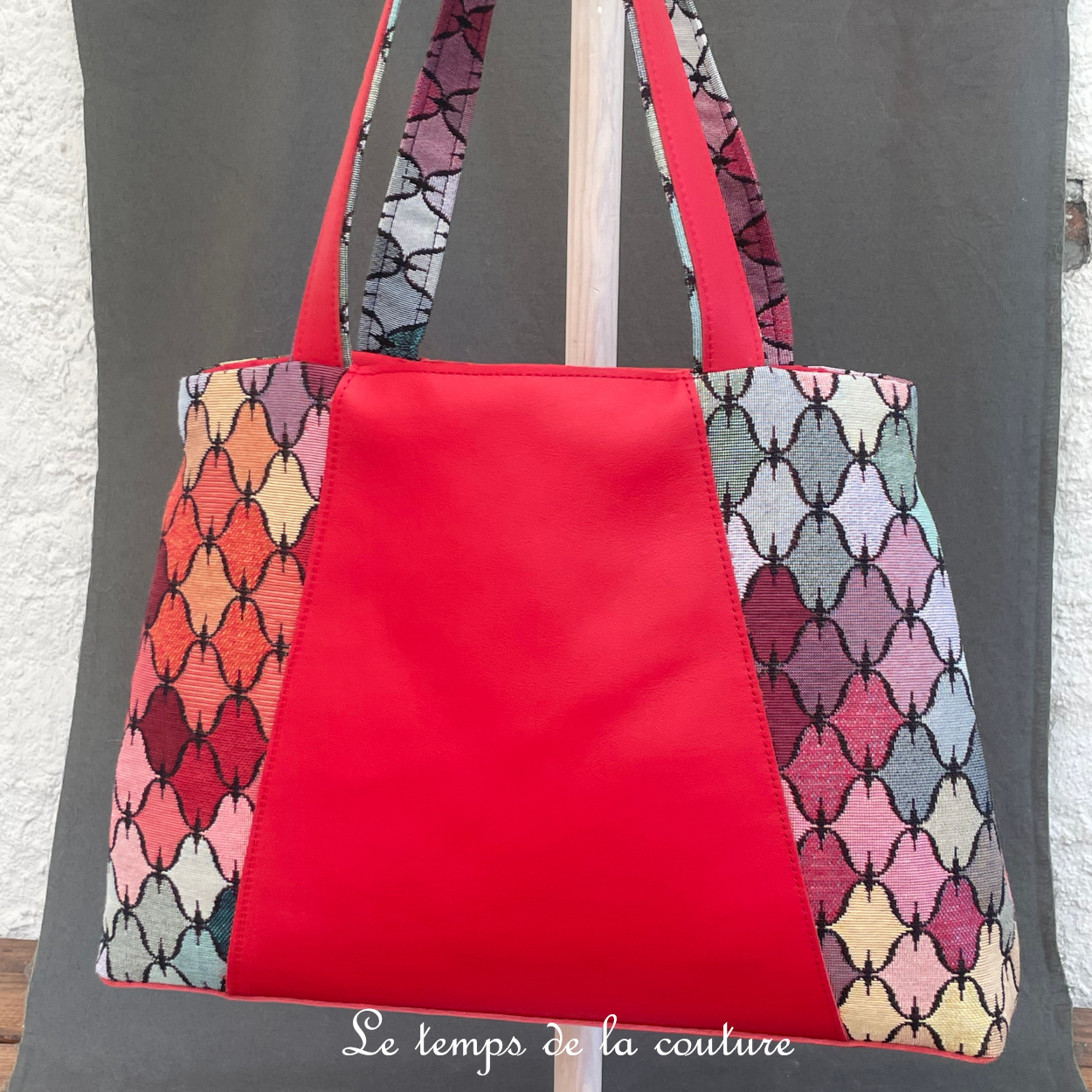 Cuir - Sac trapeze - rouge et multicolore - 05