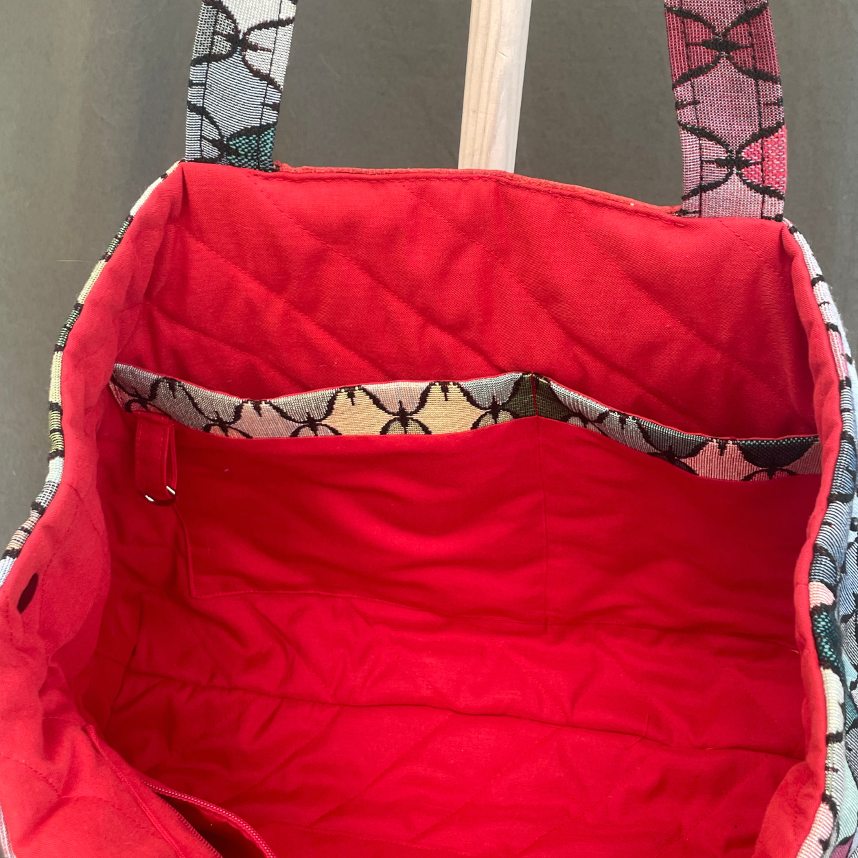 Cuir - Sac trapeze - rouge et multicolore - 10