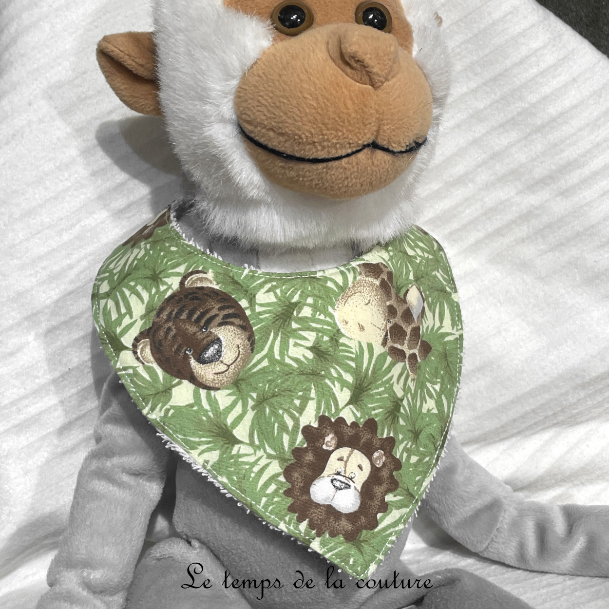 Enfant - bavoir bandana - animaux jungle anis marron 13