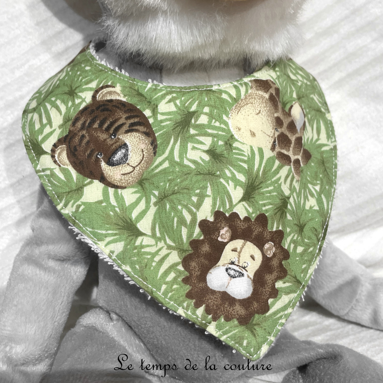 Enfant - bavoir bandana - animaux jungle anis marron 12