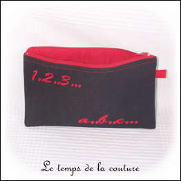 Pochette - droite - zippé - noir rouge br 123 abc01 - PFC